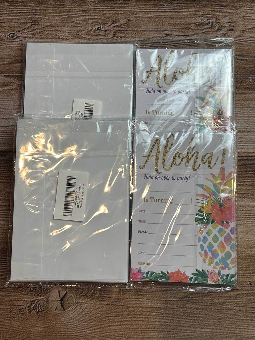 40 Aloha themed party invitations with envelopes- two packs of 20.